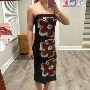 Chic Strapless Pleated Black Floral Dress